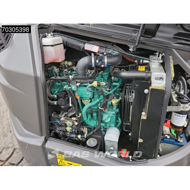 2021 فولفو ECR50F-44882903