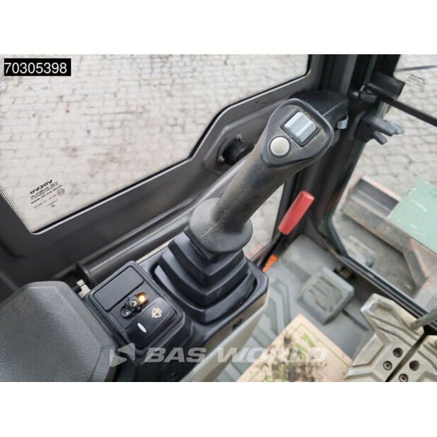 2021 فولفو ECR50F-44882916