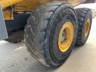 2012-komatsu-hm400-3-1404071-44882962