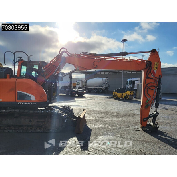 2016 دووسان DX140LCR-5-44883329