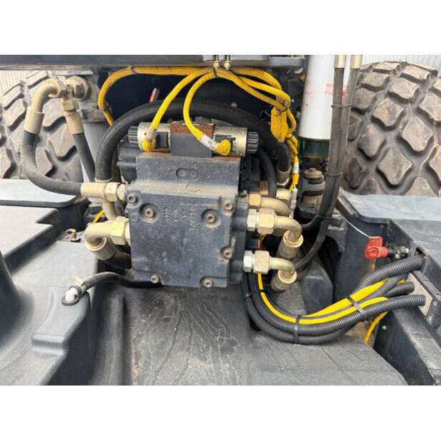 2007 BOMAG BW211D-4-44883446