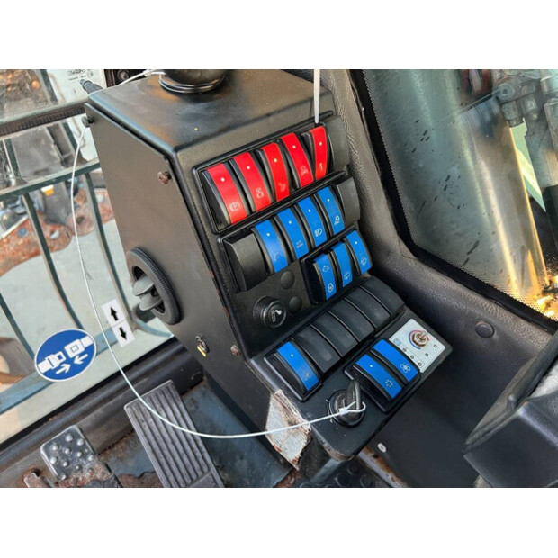 2012 FUCHS MHL454-44883663