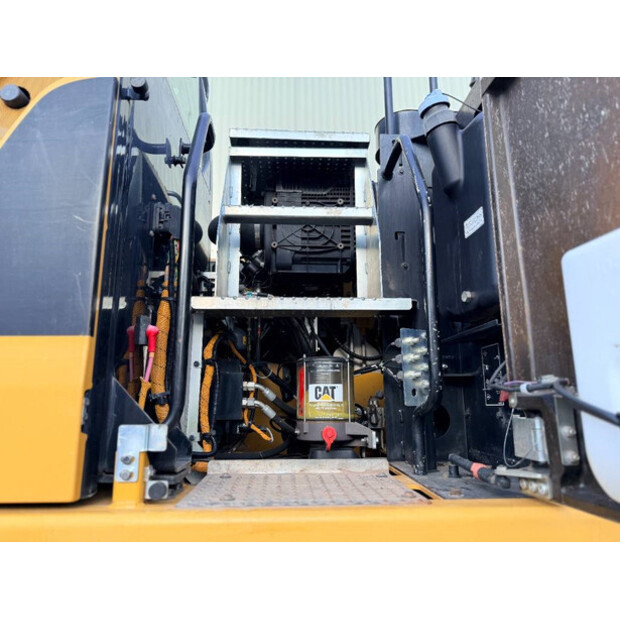 2015 Caterpillar M318F-44883779