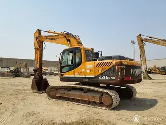 2018-hyundai-r220-9s-1402033-44884045