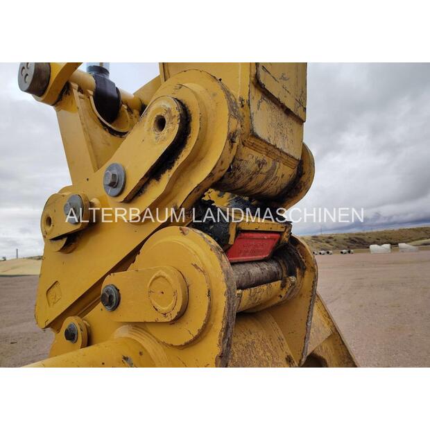 2023 كاتربيلر 352-44885584