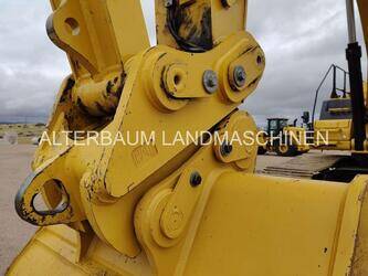 2023-caterpillar-352-1404153-44885586