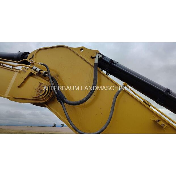 2023 كاتربيلر 352-44885591