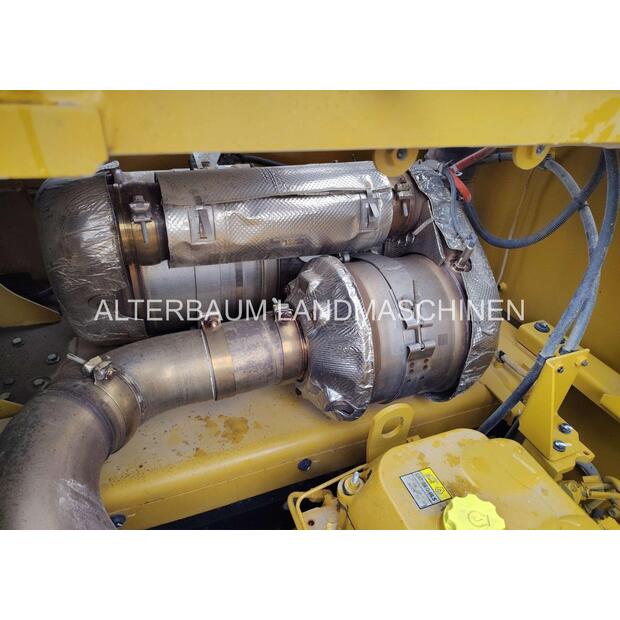 2023 كاتربيلر 352-44885803