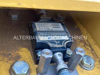 2024-caterpillar-d6-lgp-44886110