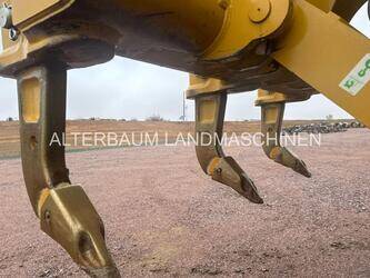 2024-caterpillar-d6-lgp-44886117