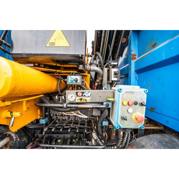 2009 Scania R400-44886382