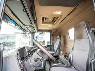 2009-scania-r400-1289980-44886385