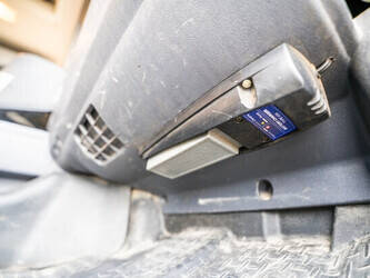 2009-scania-r400-1289980-44886390