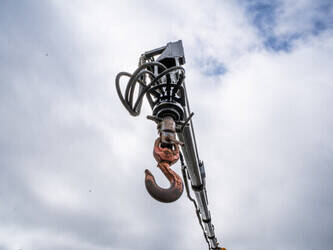 2009-scania-r400-1289980-44886394