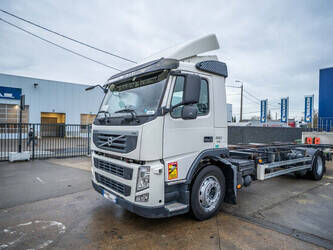 Image de Camions démontables 2013 Volvo FM 330