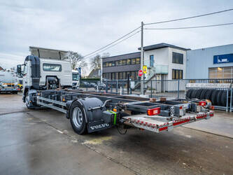 2013-volvo-fm-330-1404168-44886534