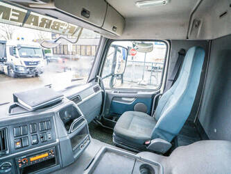 2013-volvo-fm-330-1404168-44886536