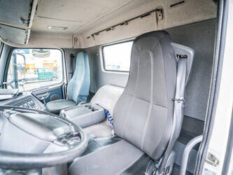 2013-volvo-fm-330-1404168-44886542