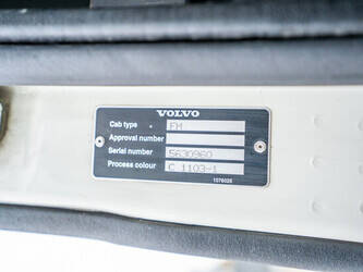 2013-volvo-fm-330-1404168-44886545