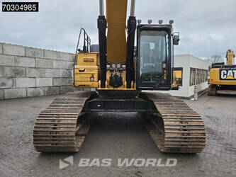 2017-caterpillar-352f-1404074-44886778