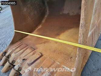 2017-caterpillar-352f-1404074-44886785