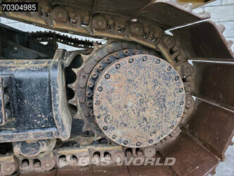 2017-caterpillar-352f-1404074-44886788