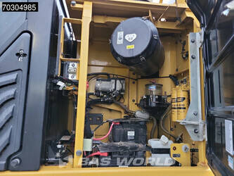 2017-caterpillar-352f-1404074-44886791