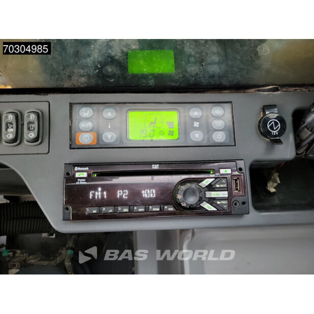 2017 كاتربيلر 352F-44886799