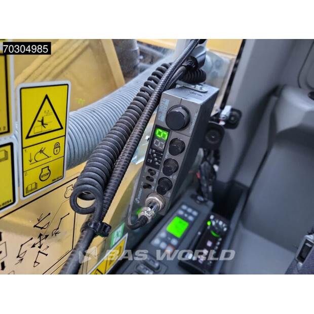 2017 كاتربيلر 352F-44886802