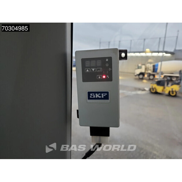 2017 كاتربيلر 352F-44886808