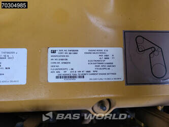 2017-caterpillar-352f-1404074-44886810