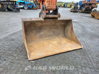 2018-hitachi-zx300lcn-6-1404076-44886828