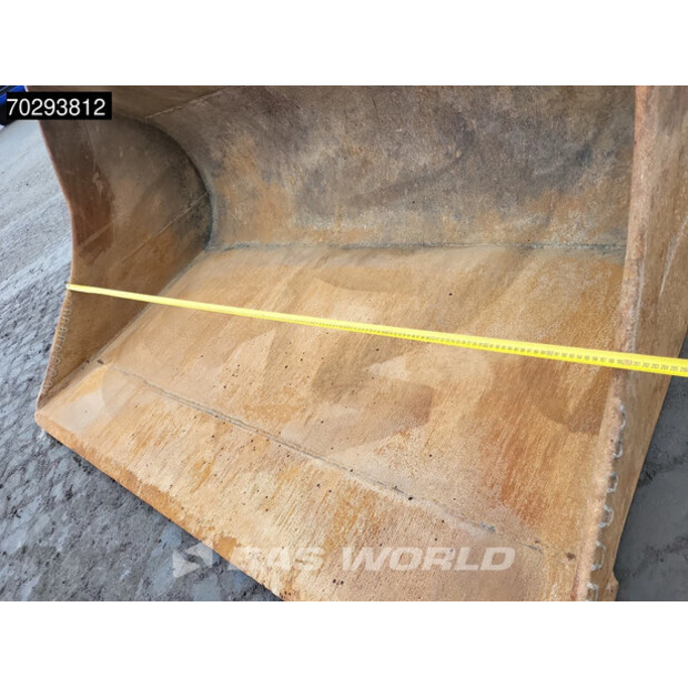 2018 Hitachi ZX300LCN-6-44886829