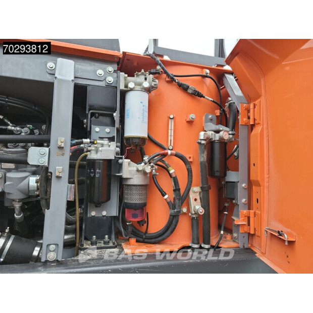 2018 Hitachi ZX300LCN-6-44886838