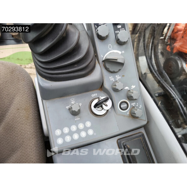 2018 Hitachi ZX300LCN-6-44886844