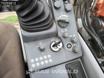 2018-hitachi-zx300lcn-6-1404076-44886844