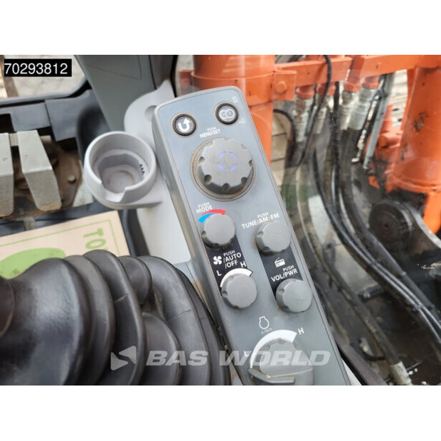 2018 Hitachi ZX300LCN-6-44886845