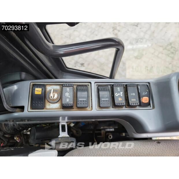 2018 Hitachi ZX300LCN-6-44886849