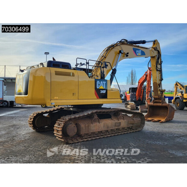 2016 Caterpillar 340F-44887025