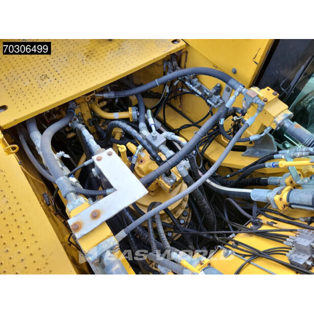 2016 Caterpillar 340F-44887047