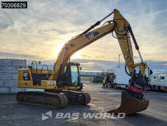 2018-caterpillar-323-1404175-44887071