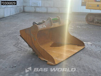 2018-caterpillar-323-1404175-44887083