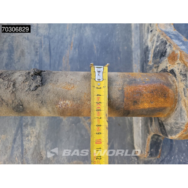 2018 كاتربيلر 323-44887088