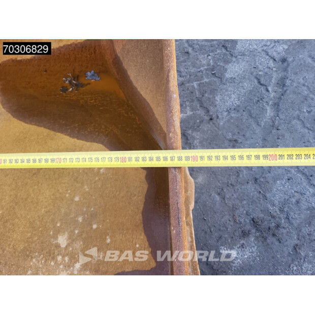 2018 كاتربيلر 323-44887091