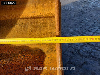 2018-caterpillar-323-1404175-44887093