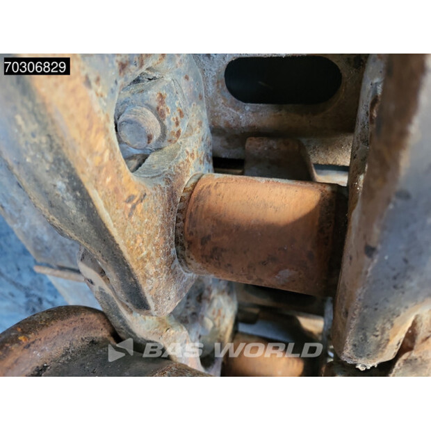 2018 كاتربيلر 323-44887097