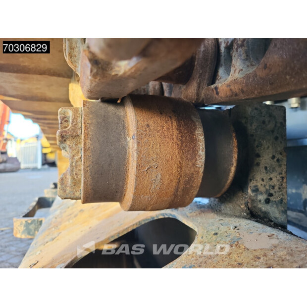 2018 كاتربيلر 323-44887098