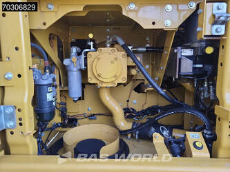 2018-caterpillar-323-1404175-44887102