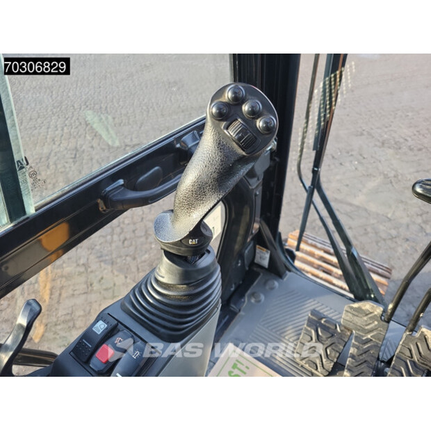 2018 كاتربيلر 323-44887112