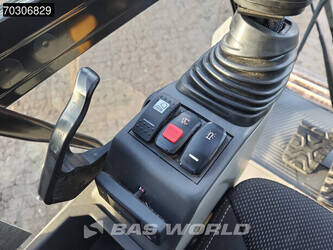 2018-caterpillar-323-1404175-44887113